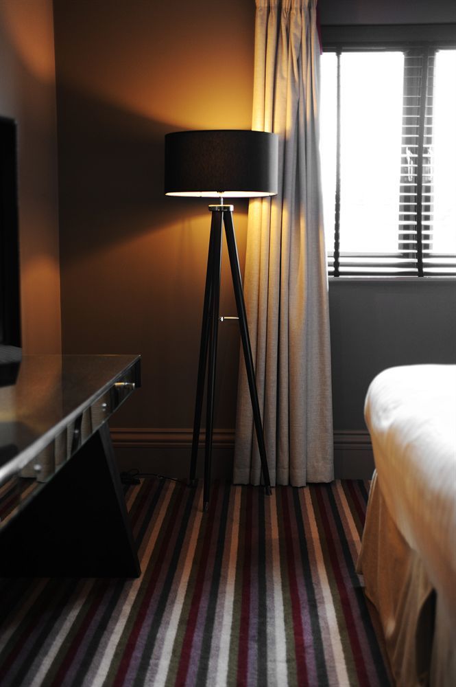 Village Hotel Manchester Ashton Esterno foto